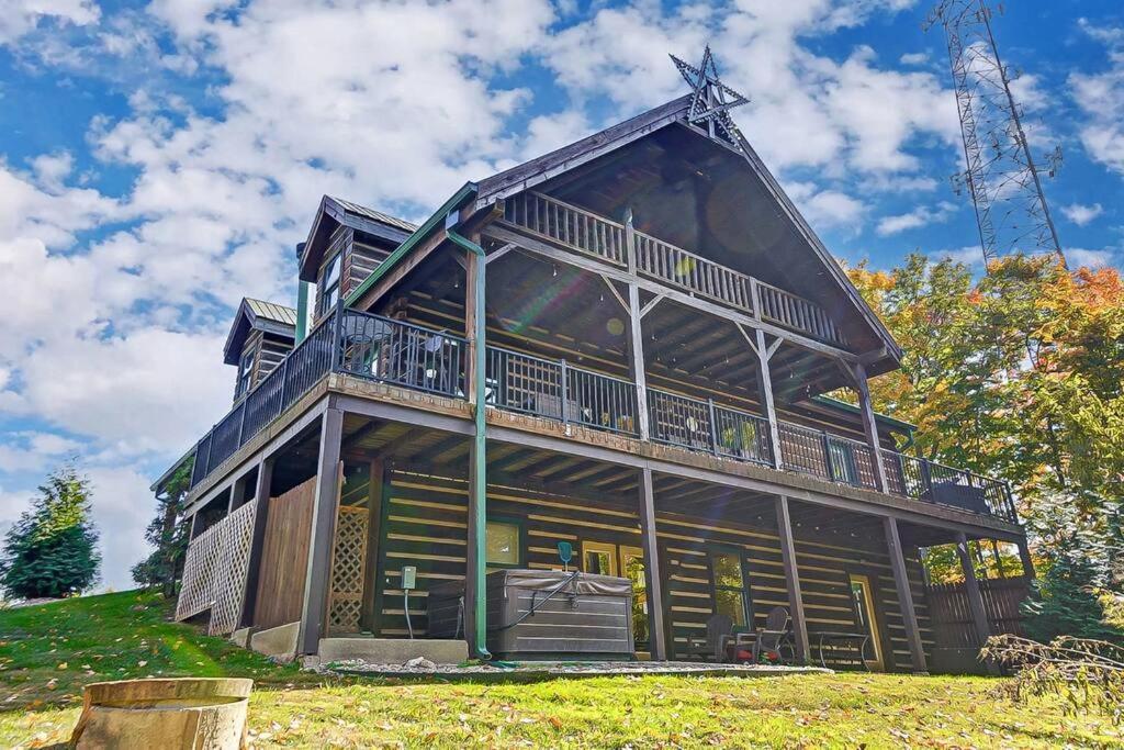 Large Log Cabin Chalet W/ Hot Tub - Horses & Lake! Villa Loveland Kültér fotó