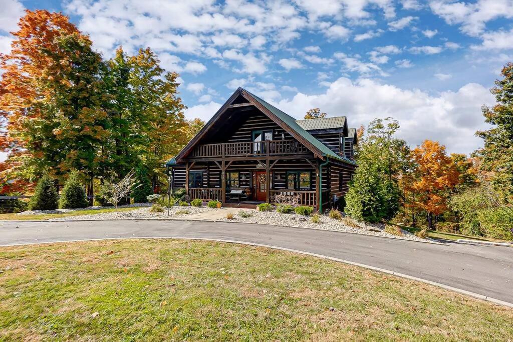 Large Log Cabin Chalet W/ Hot Tub - Horses & Lake! Villa Loveland Kültér fotó